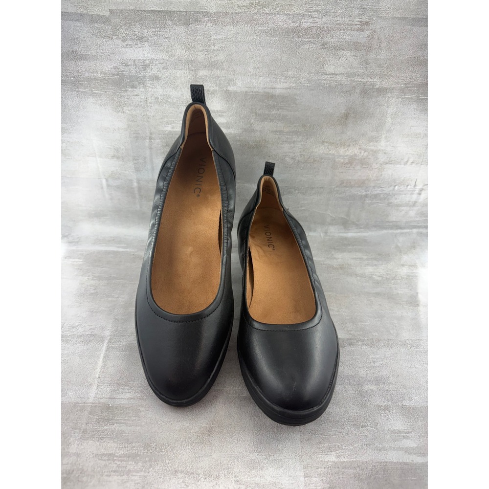 Vionic Jacey Black Leather Low Wedge Slip On Shoes Women Sz 10 Round Toe Comfort